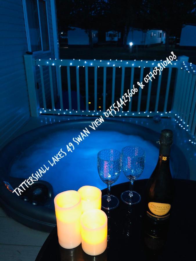Swan View Retreats # Hottub # Egg Chair # Bbq & Bikes Included 8 Berth Tattershall Exterior photo