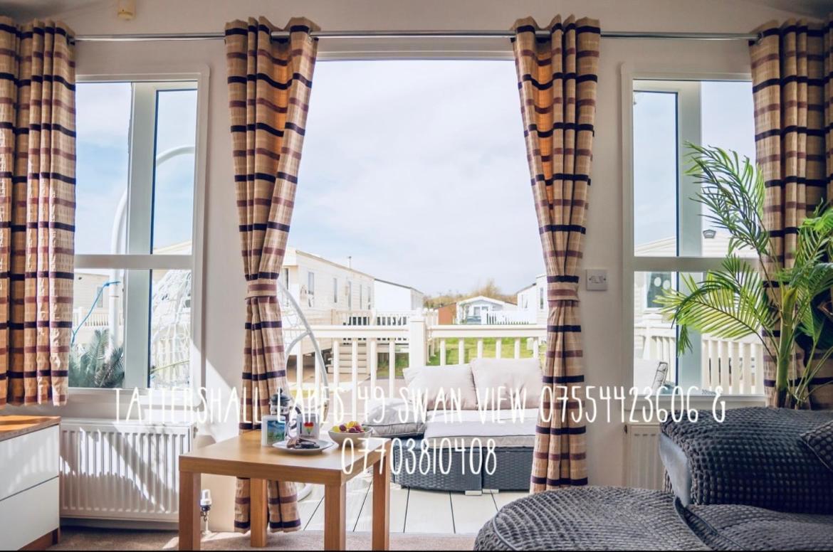 Swan View Retreats # Hottub # Egg Chair # Bbq & Bikes Included 8 Berth Tattershall Exterior photo
